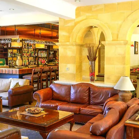 Hotel Anadol & Pool At Kyrenia Center 3*