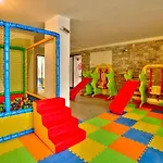 Jasmine Court Beachfront Location ! Kyrenia (Northern Cyprus)