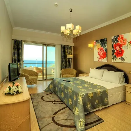 Jasmine Court Beachfront Location ! 4* Kyrenia (Northern Cyprus)